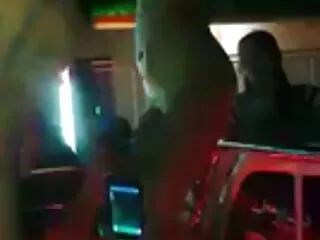 মহিলার দ্বারা সেক্সে গান